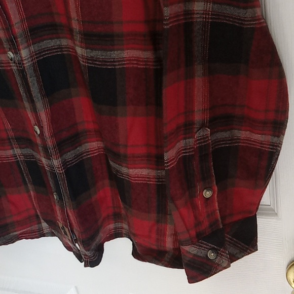Legendary Whitetails Mens Large or XL Plaid Shirt - Picture 3 of 10